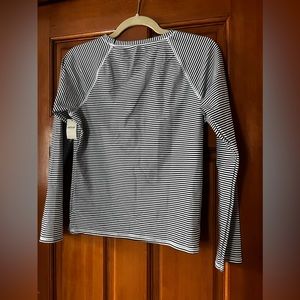NWT Aerie Rash Guard